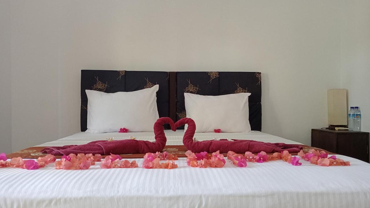 Ani Bungalows Gili Trawangan Bagian luar foto